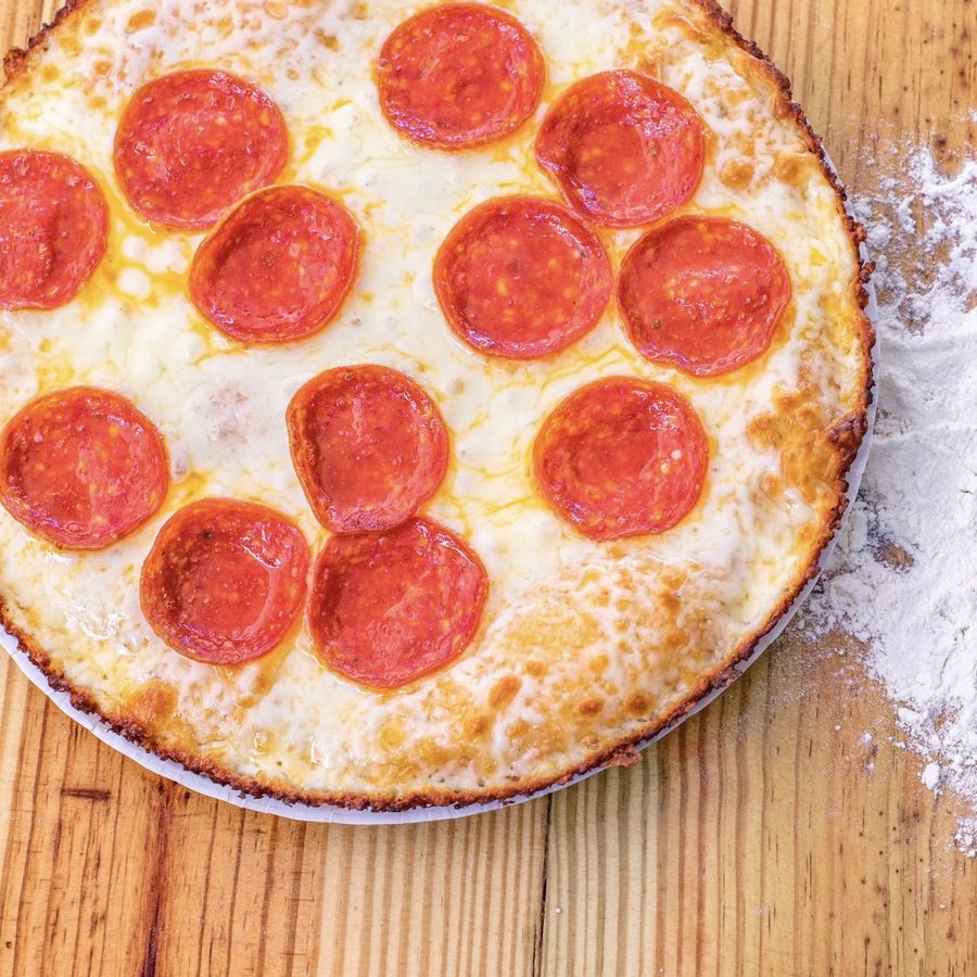 Pizza de pepperoni Tauro Pizza Calle 8